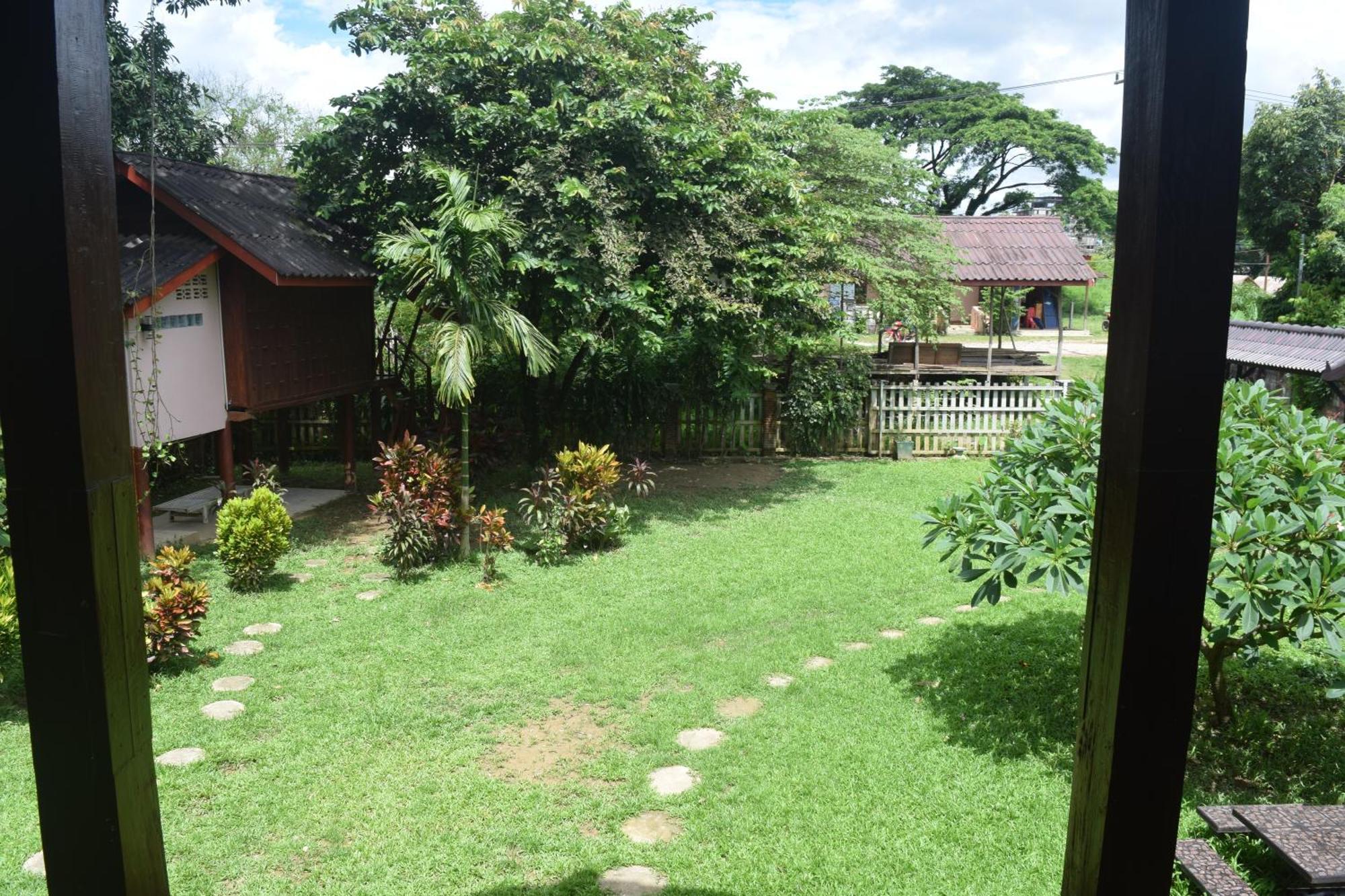 Namsong Bridge Bungalows Vang Vieng Buitenkant foto
