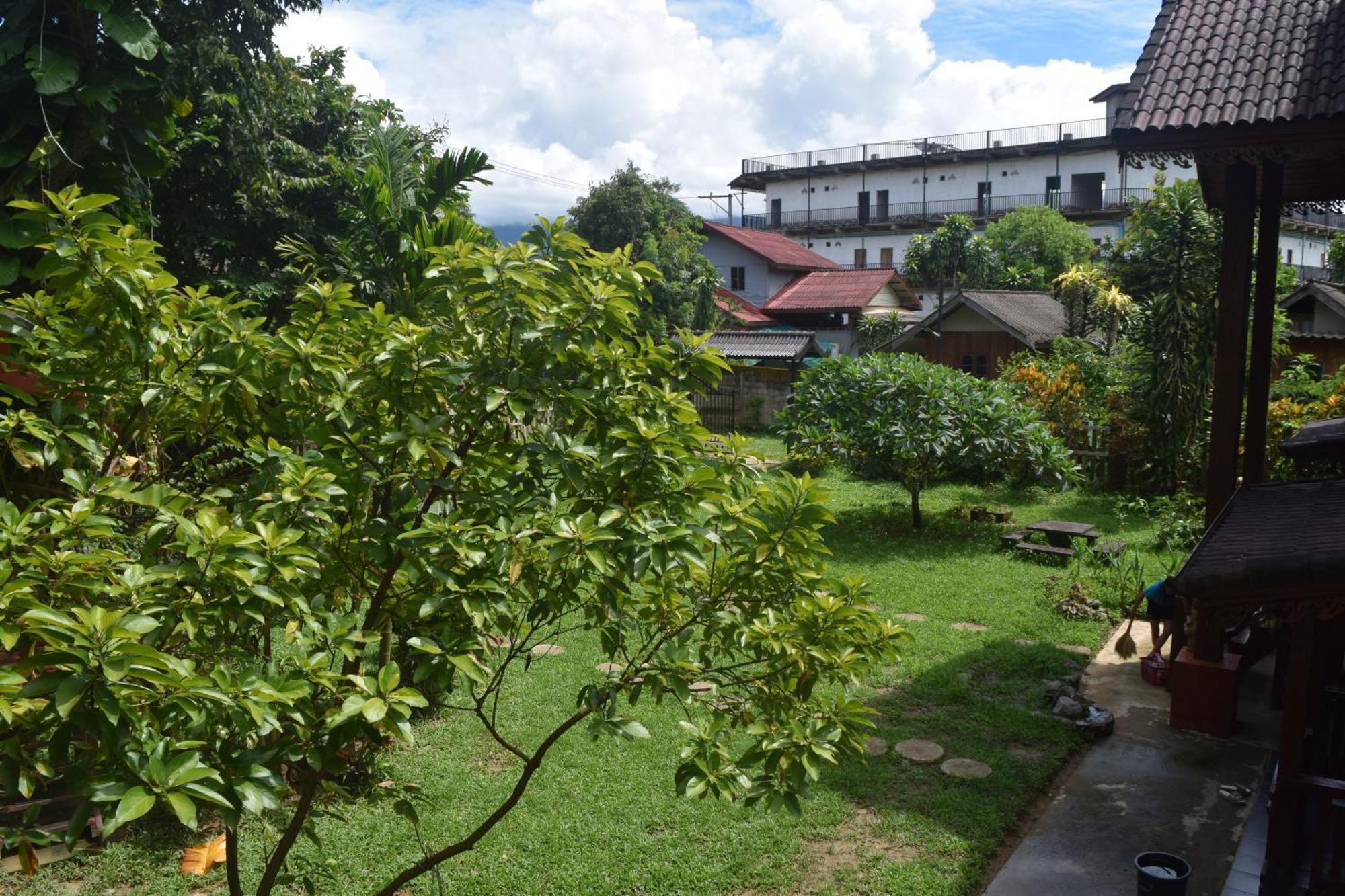 Namsong Bridge Bungalows Vang Vieng Buitenkant foto